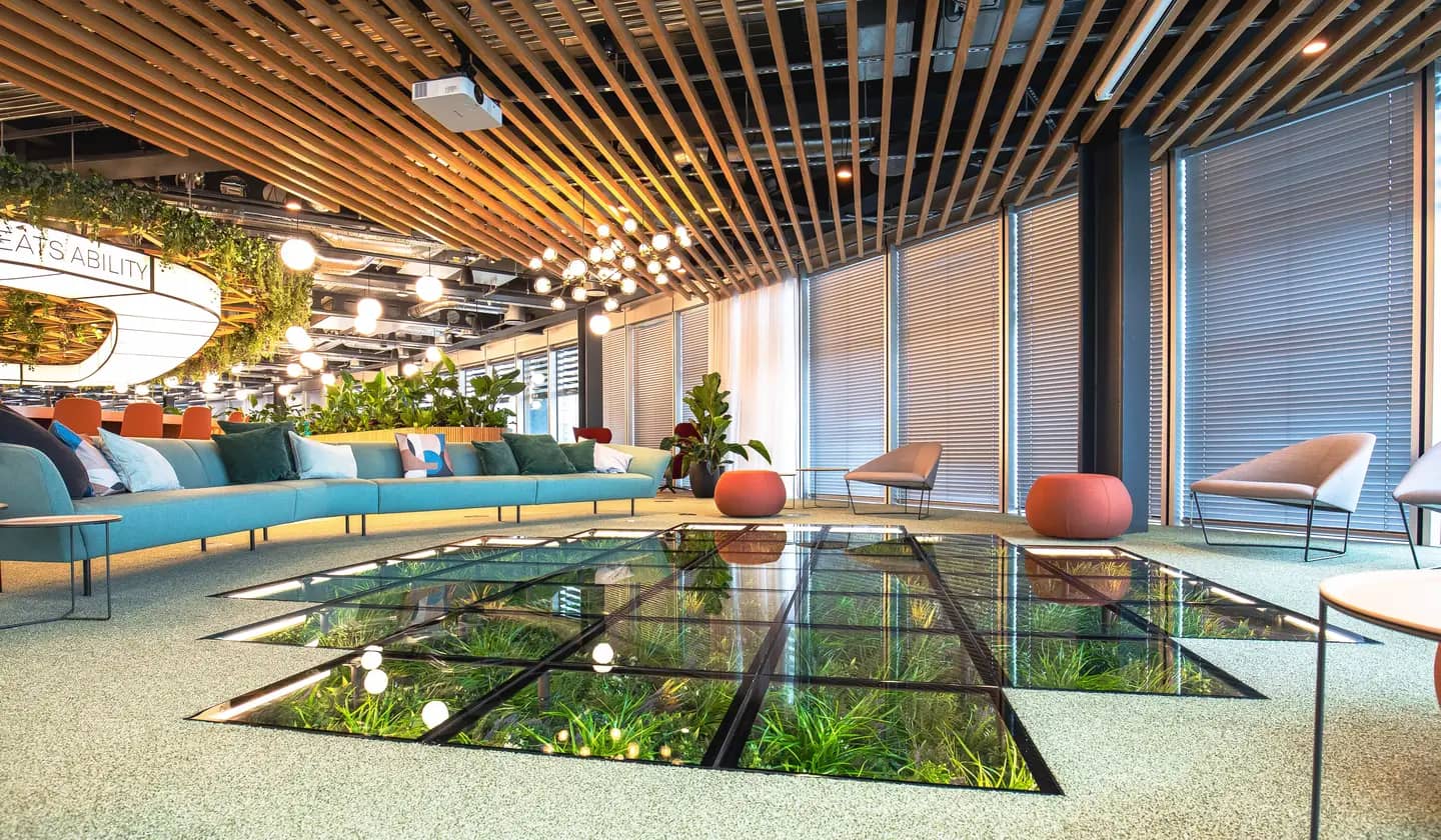 Gallery slider image