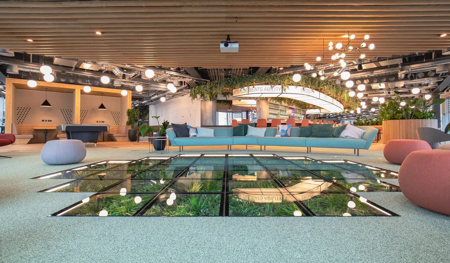 Gallery slider image